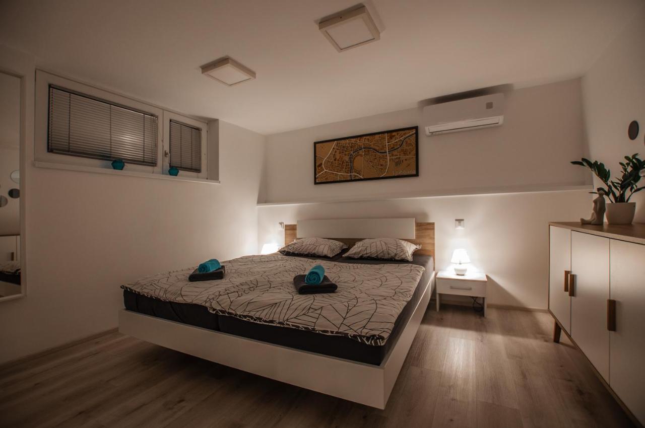 Cozy Little Apartments Ig Kültér fotó
